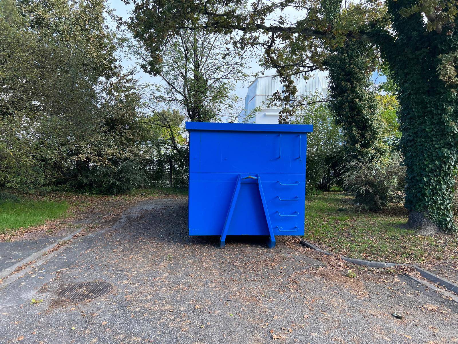 Location de benne de 30m3 pour du tout venant à Mérignac en Gironde 