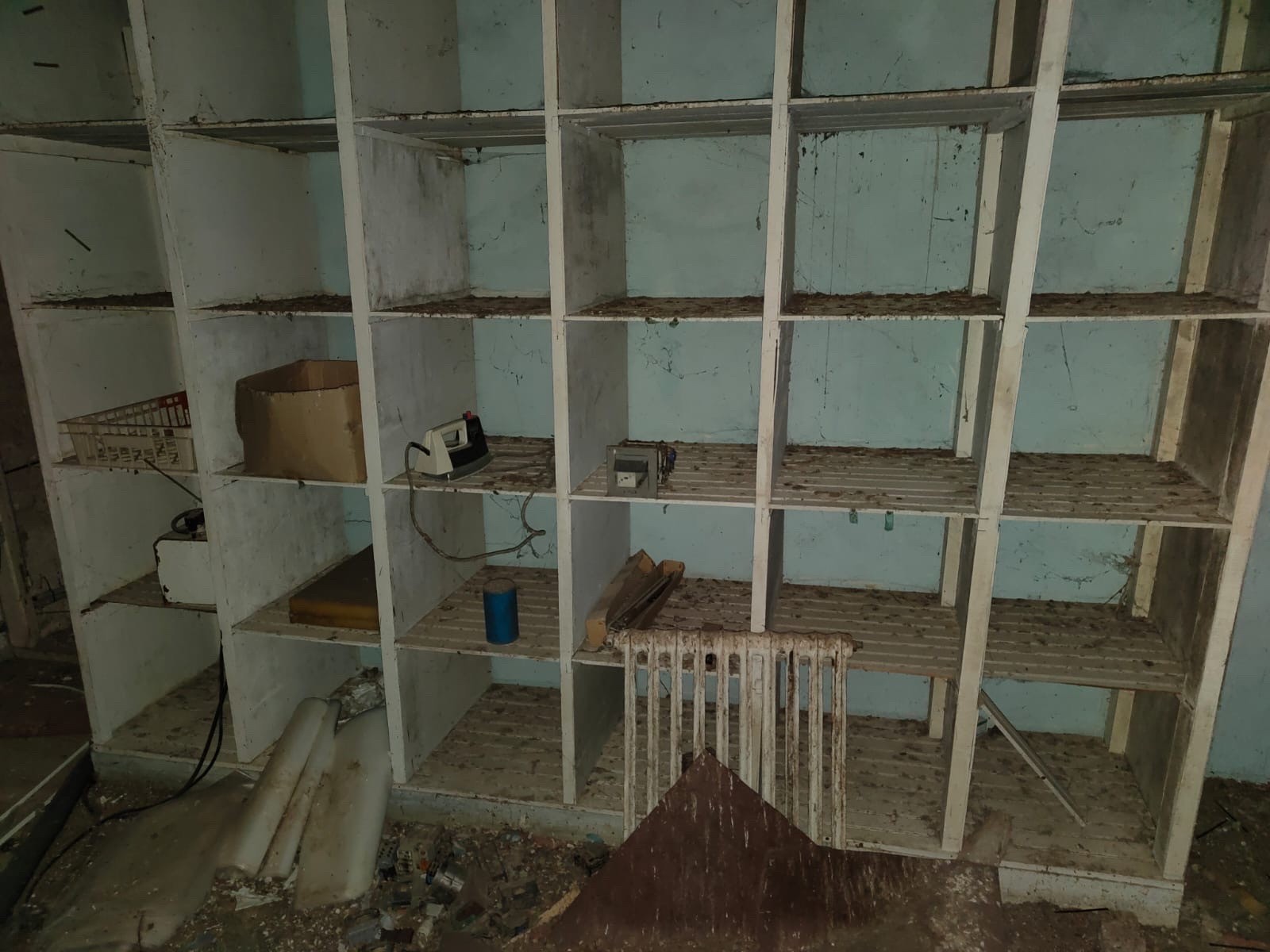 Débarras de combles, locaux, bureaux ou extérieurs, évacuation et recyclage des déchets pour une société ou un professionel à Bordeaux secteur Medoc en Gironde
