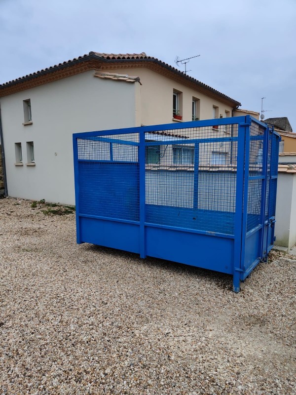 Spécialiste de la location de bennes à Bordeaux en Gironde