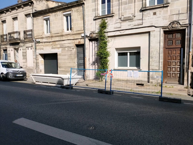 Location petite benne en centre ville