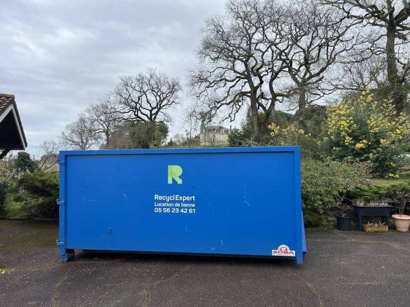 Benne disponible à la location à Bordeaux et Gironde avec RecyclExper