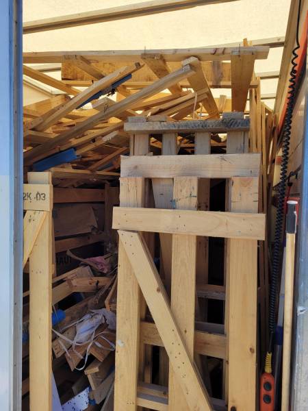 Débarras de bois et de cartons à Cenon en Gironde 