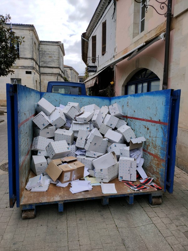 destruction et recyclage des archives confidentielles  à Bordeaux.