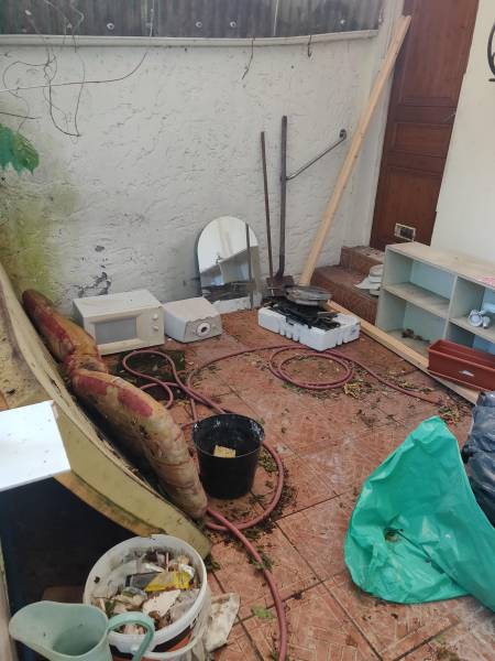 Débarras d'une fin de chantier après rénovation  sur la commune de pessac en gironde