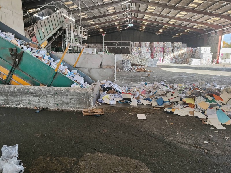 location de benne ou débarras pour évacuation et recyclage des archives confidentielles à Cestas proche de Bordeaux en Gironde